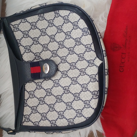 Authentic Vintage Gucci GG Monogram Supreme Sherry Web Ophidia Shoulder Bag - Picture 1 of 9